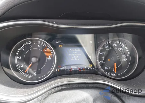 2019 Jeep Cherokee Limited 4X4 z USA, uszkodzony, nr VIN 1C4PJMDX0KD445330